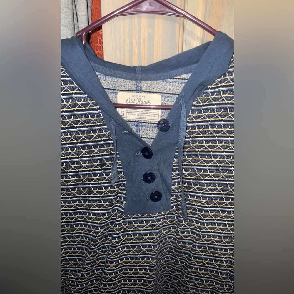 Old Ranch Hooded Top - Picture 3 of 4